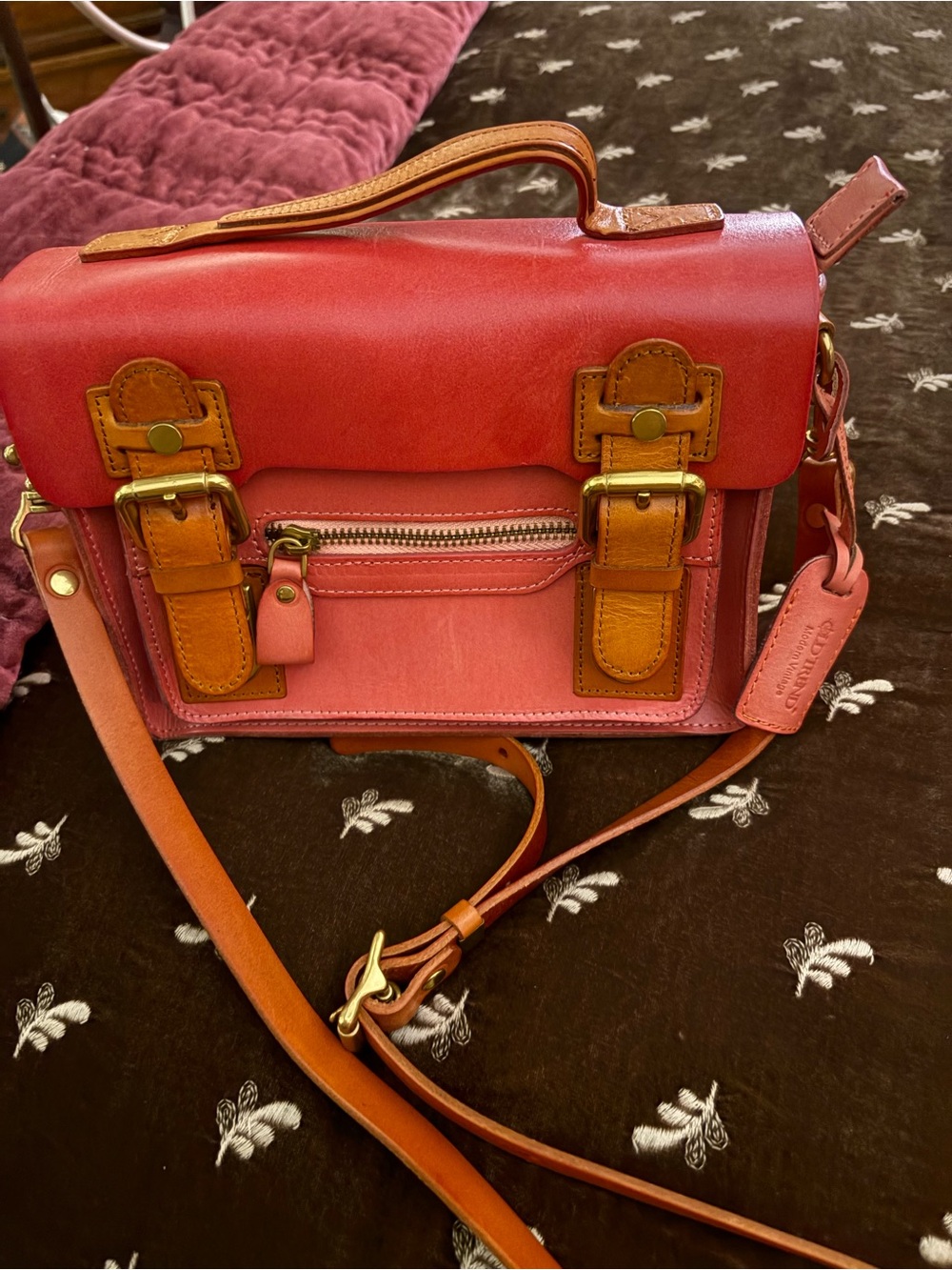 Old Trend Two-Tone Pink and Tan Leather Scout Satchel